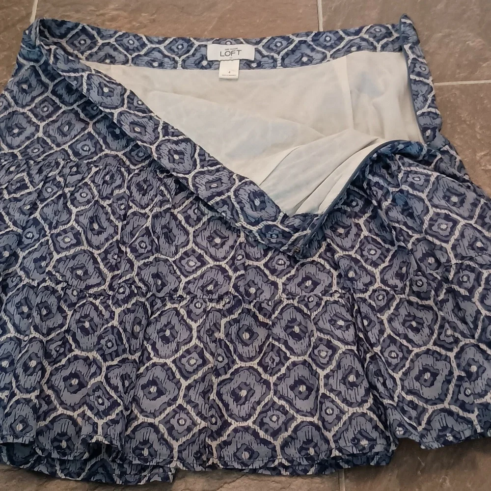 Loft Skirt - Picture 4 of 7